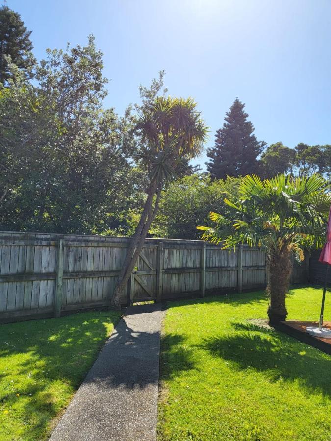 The Perfect Getaway For Two In A Large Suite Whanganui Exterior foto